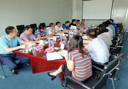 成定彬赴江苏考察对接项目